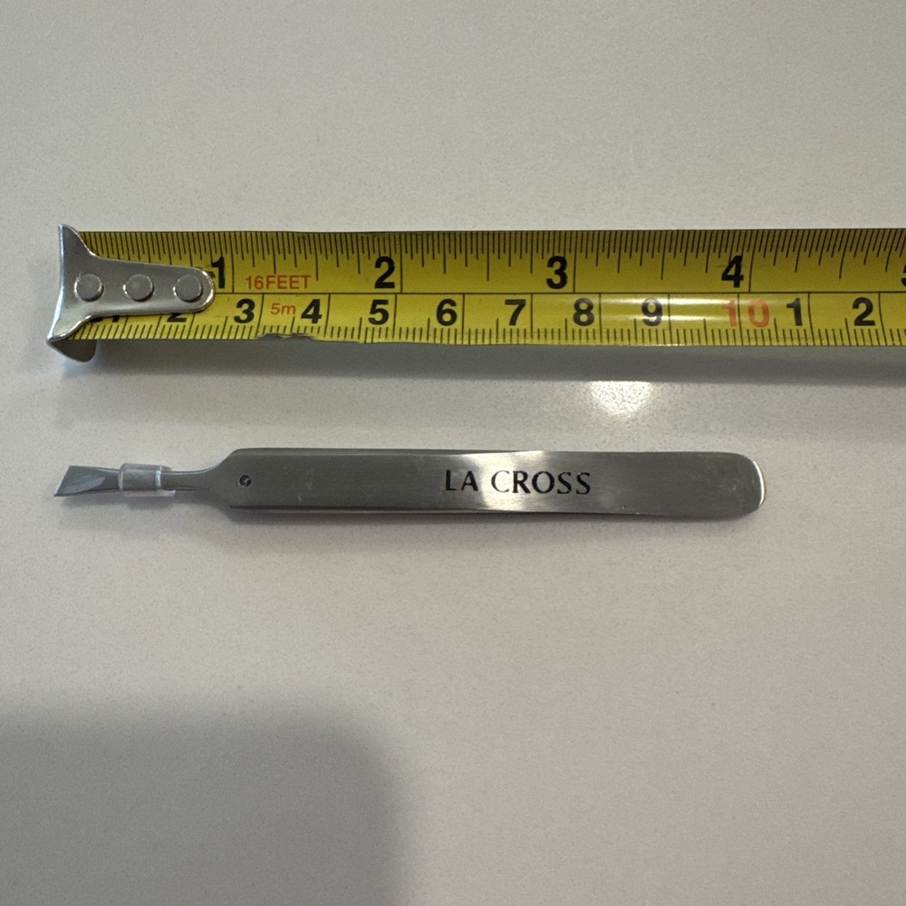 La Cross Slanted Tip Tweezers