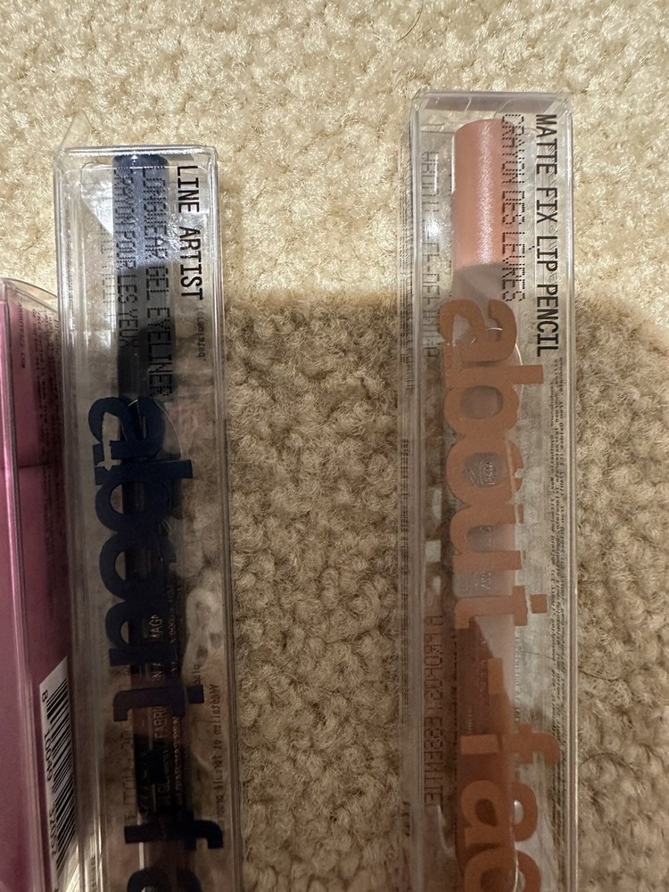 About Face 5 Piece Bundle ( Includes Lip/eye Liner And Eyeshadow )