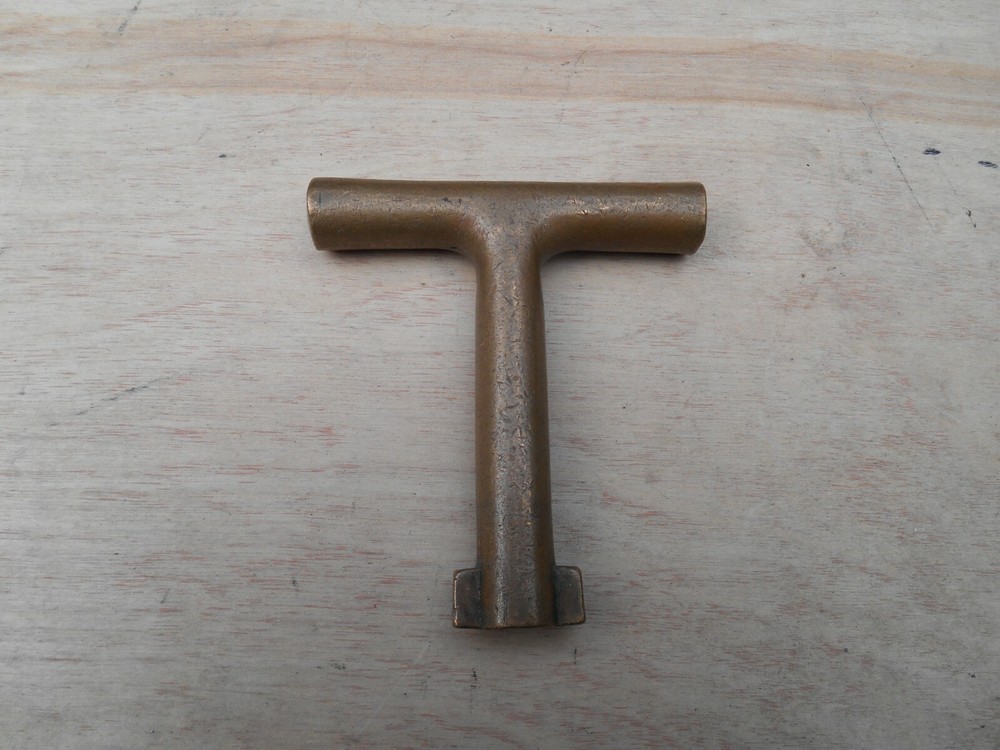 VTG SOLID BRASS T- WRENCH