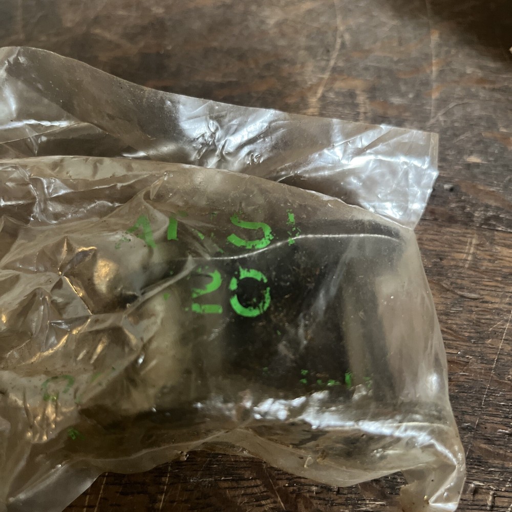 NOS #120 Chain Half Link-Offset Link
