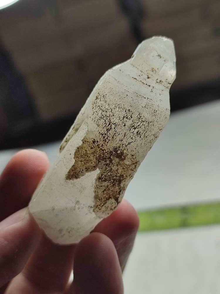 point Quartz Crystal With Good Luster & Nice Termination-Pak.
