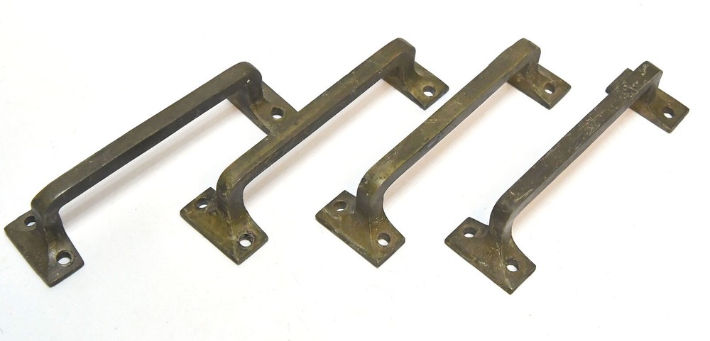 4 MATCHING BRASS ARTS AND CRAFTS STYLE DRAWER PULLS