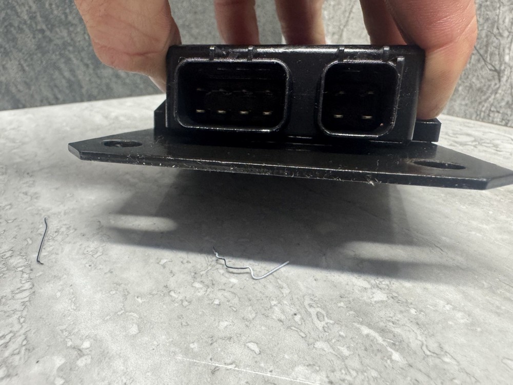 Mercruiser 4.3 Alpha ignition module 861251-1