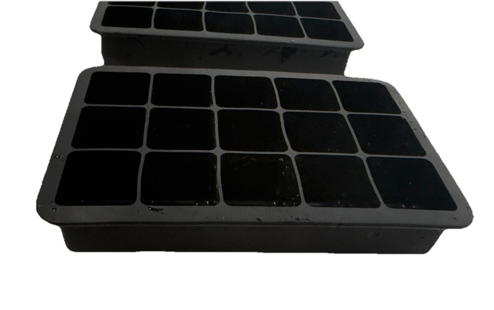 Silicone Ice Cube Trays 2 Pack Black Large Square Molds With Lids