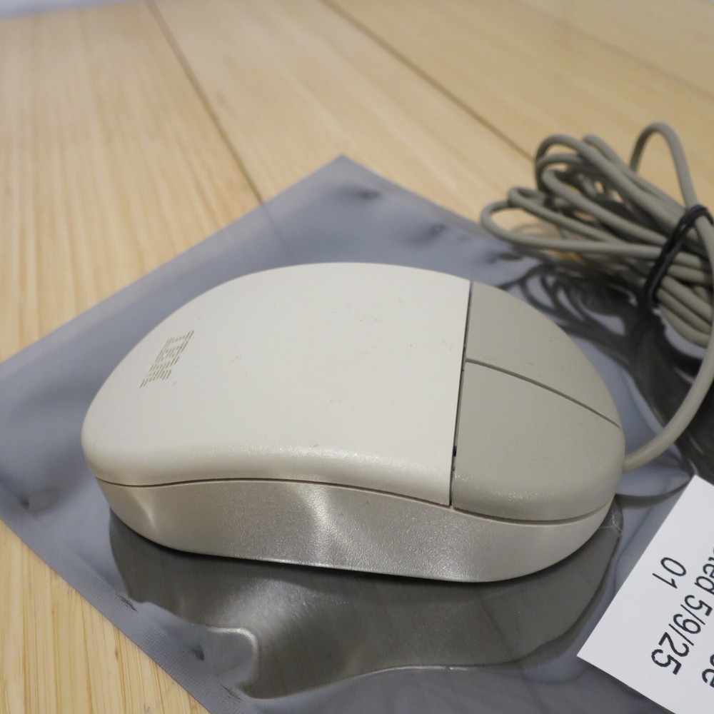 Original IBM Tank Mouse 96F9275 Wired 2 Button - Tested 01