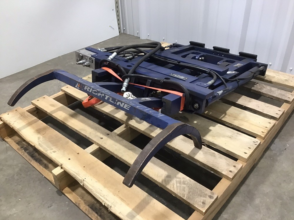 RIGHTLINE VHM006 FORKLIFT BARREL HOLD DOWN ATTACHMENT