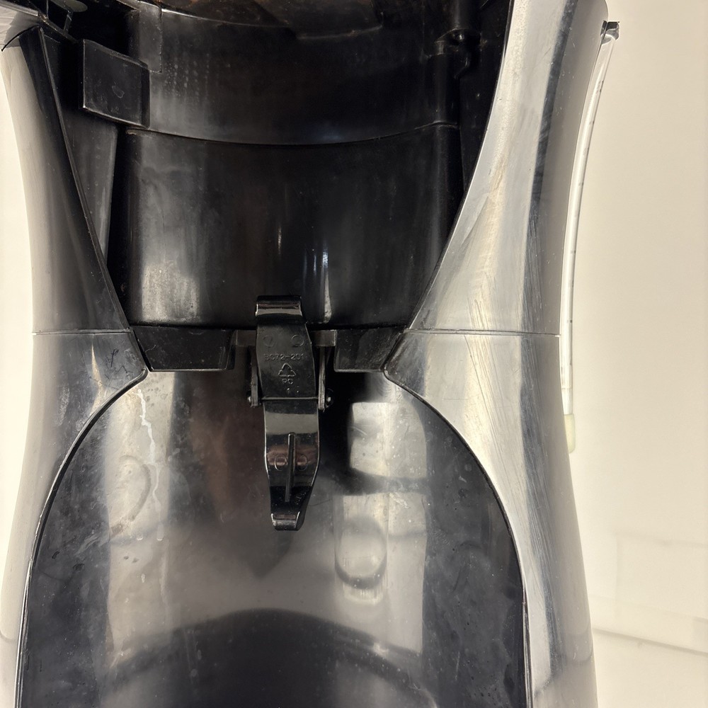 DeLonghi 10 Cup Drip Coffee Maker Pot Type DC36TB