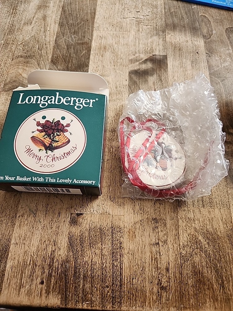 Longaberger Merry Christmas 2000 Basket Accessory