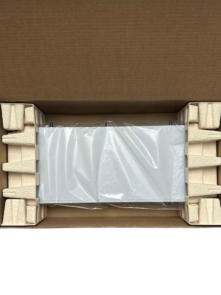 Cisco CS-KIT-EQ-K9+ Webex Room Kit EQ Codec TTC6-15 Camera New