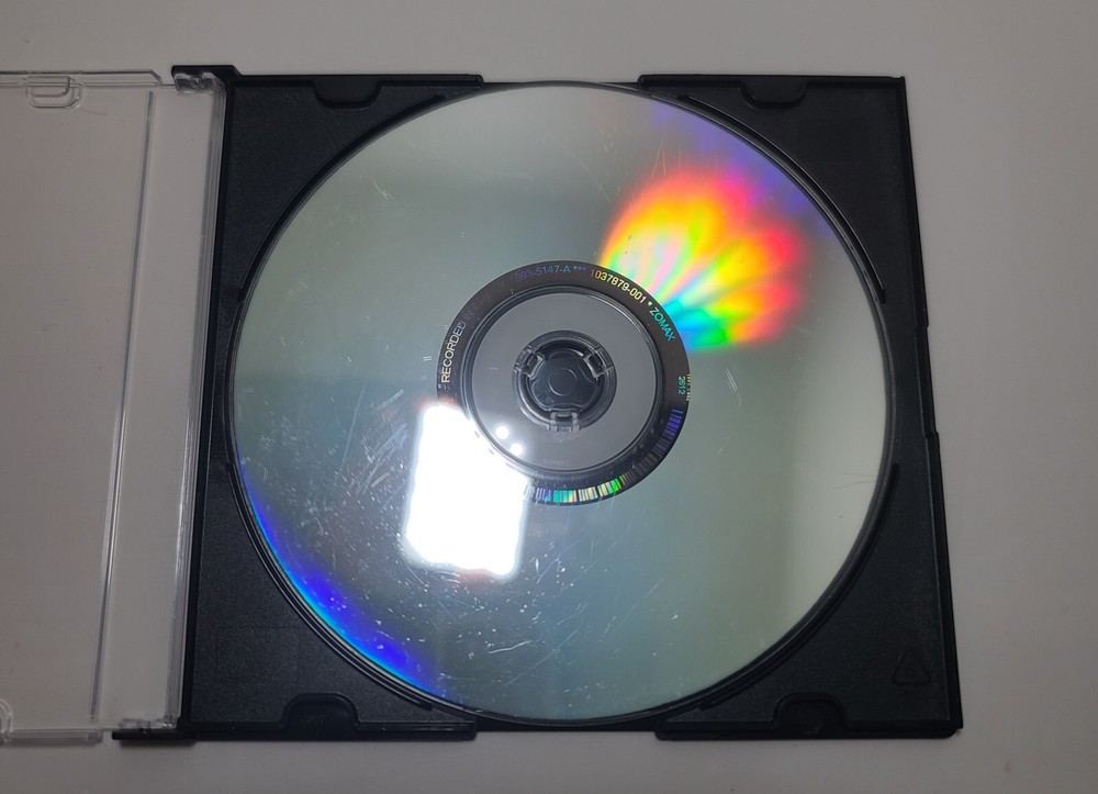 Apple Final Cut Express 2 Software Version 2.0 Disc Only with Serial Number