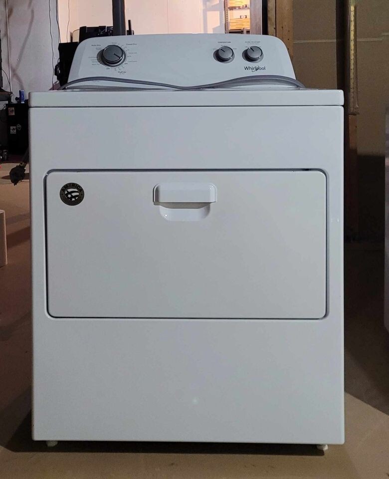 Maytag Dryer WED4850HW0 Pre-Owned
