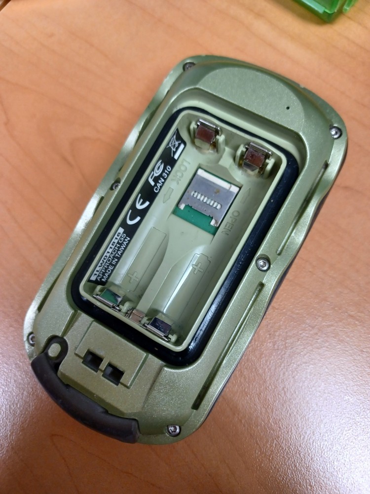 Garmin Approach G5 Touchscreen Golf (reconditioned Power Button)