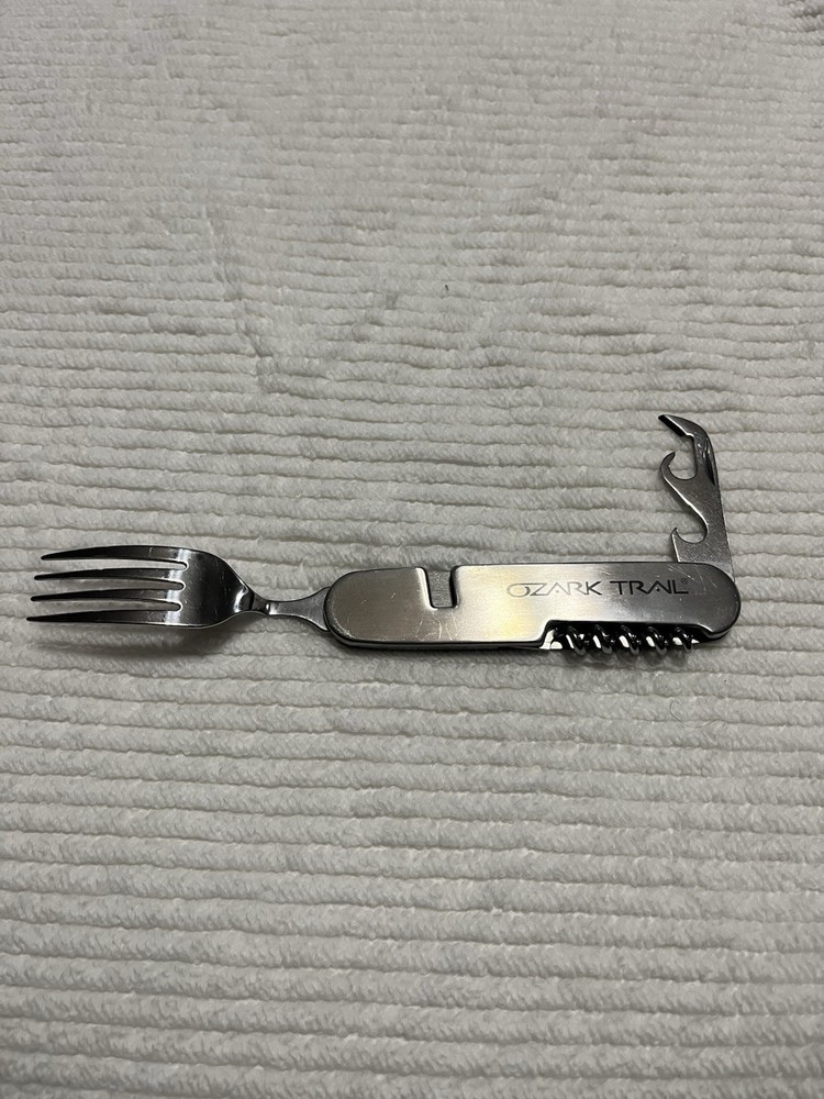 M15 Zark Trail Multi -function Camping Fort , Corkscrew