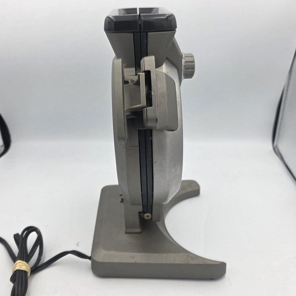 Cuisinart Waffle Maker VWM-200PC1 Vertical Belgian Tested