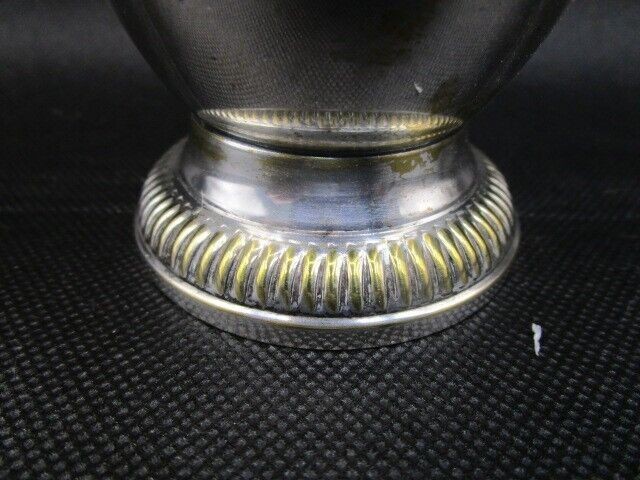 Silverplate footed cup golden inside [95d]