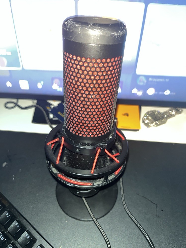 HyperX QuadCast USB Microphone Mute Button Back-Lit Black Red Freestanding