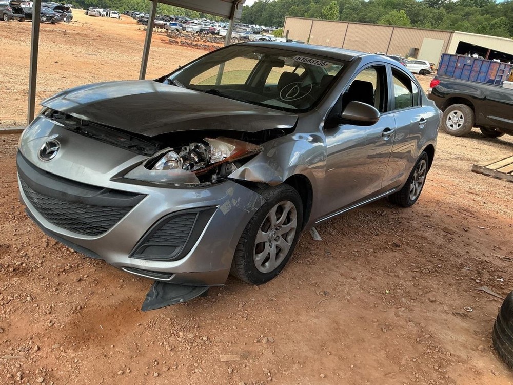 3 2011 Fuse Box Engine 4720804