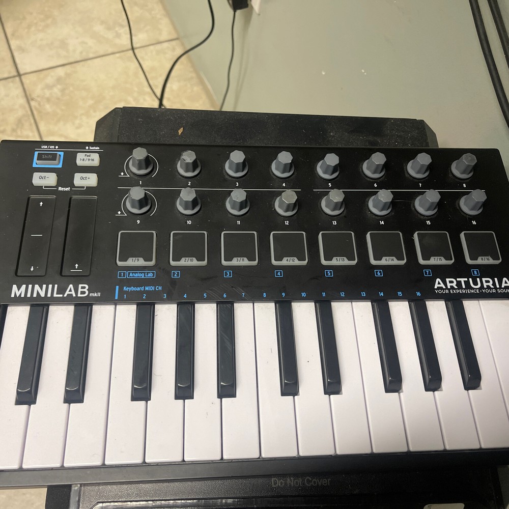 Arturia MiniLab MkII 25 Slim-key Controller
