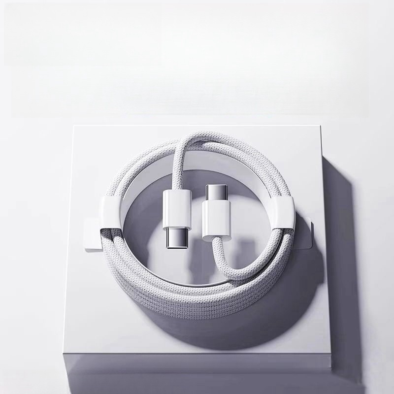 White Type-C / USB-C Fast Charging & Sync Cable