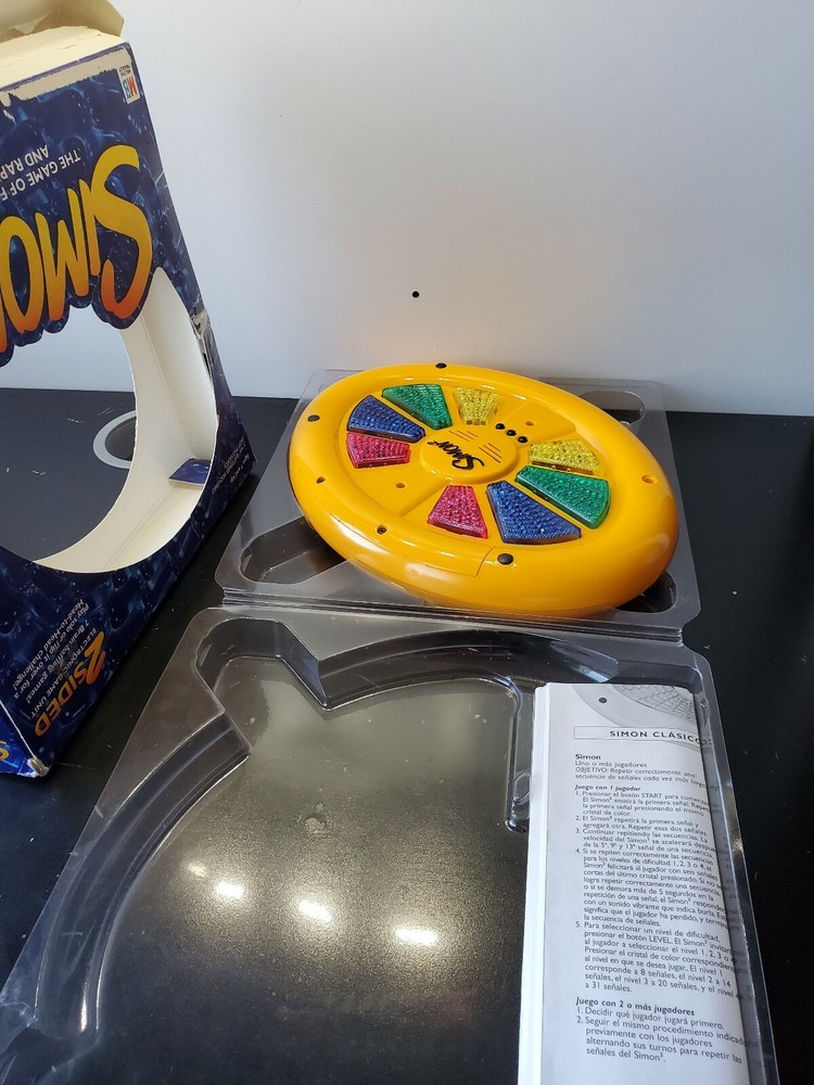 MILTON BRADLEY SIMON 2 COMPLETE WORKS WITH BOX