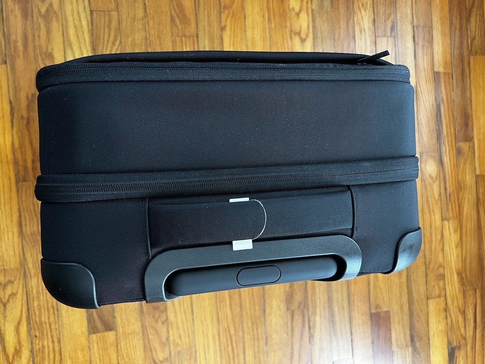 Away Softside flex carry on Expendable Luggage Black