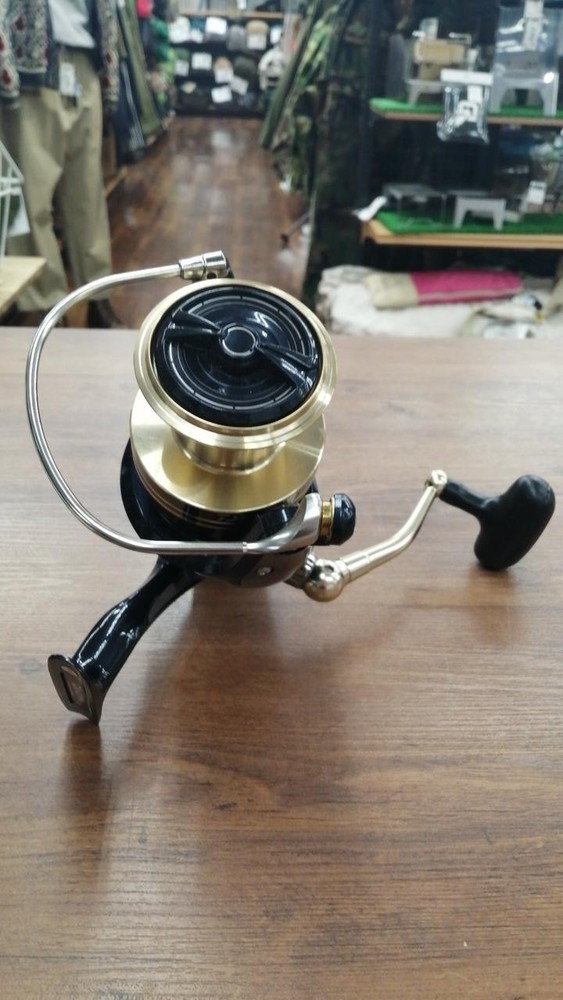 DAIWA WINDCAST 6000 spinning reel