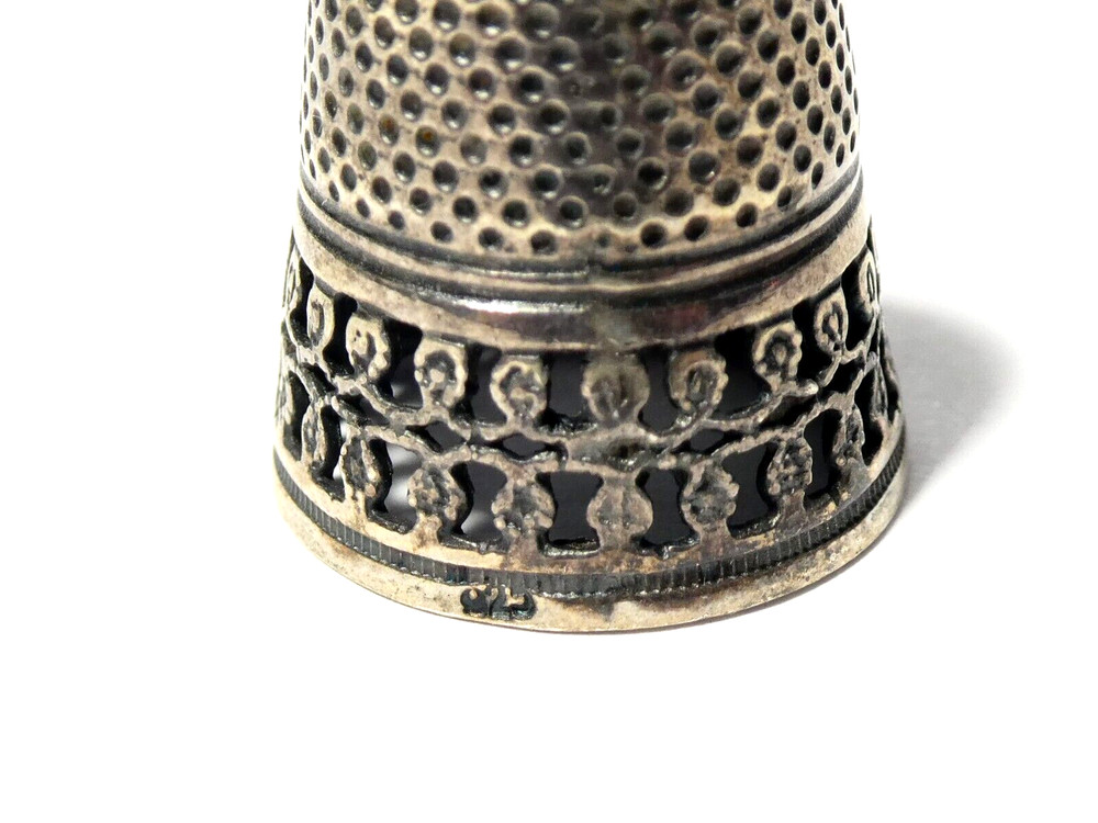 Antique 925 Sterling Silver Thimble with VERY FINE PRETTY Openwork Pattern #T8
