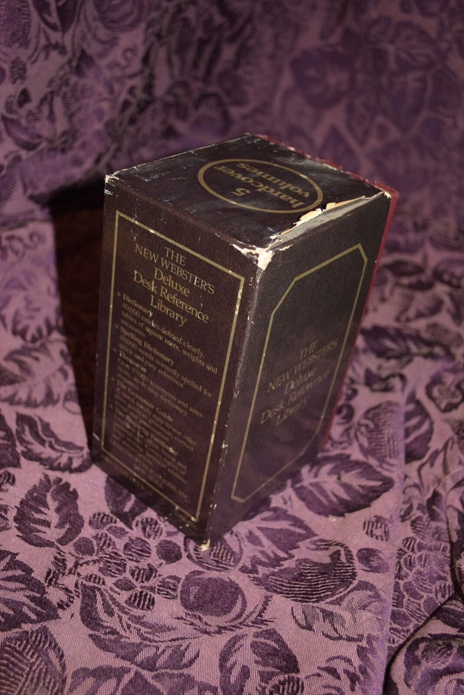 New Websters Deluxe Desk Reference Library Set 5 Vintage Books Dictionary NICE!