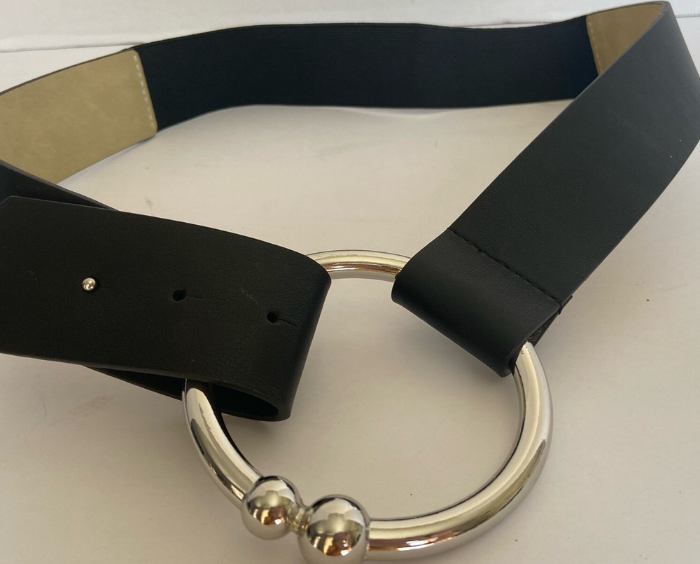 Black Chicos belt, size, medium, silver, buckle hoop