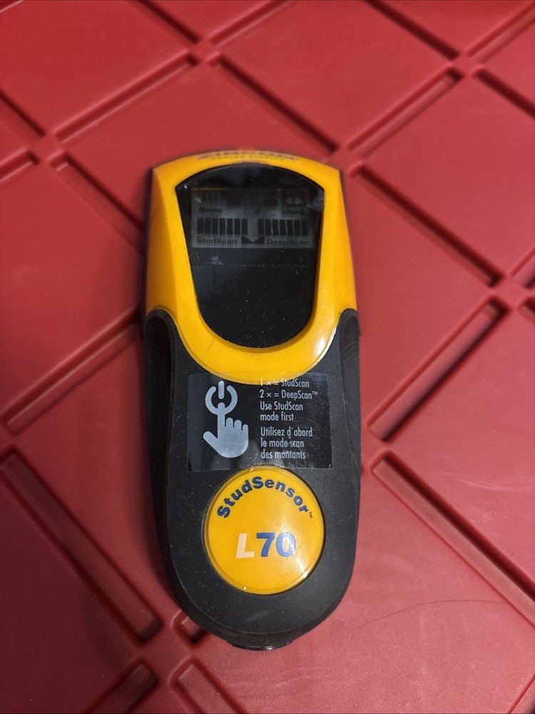 Zircon StudSensor™ L70 OneStep Center-Finding Stud Finder