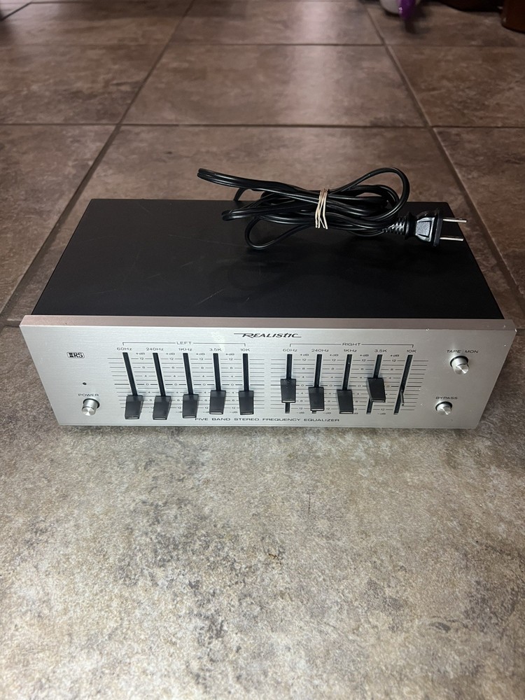 Realistic 31-1988A Five Band Stereo Frequency Equalizer