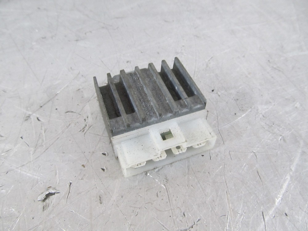 2001 YAMAHA NEOS YN50 RECTIFIER REGULATOR