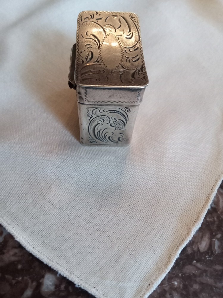 Small Antique Dutch .835 Silver Peppermint Box , Hatbox Form