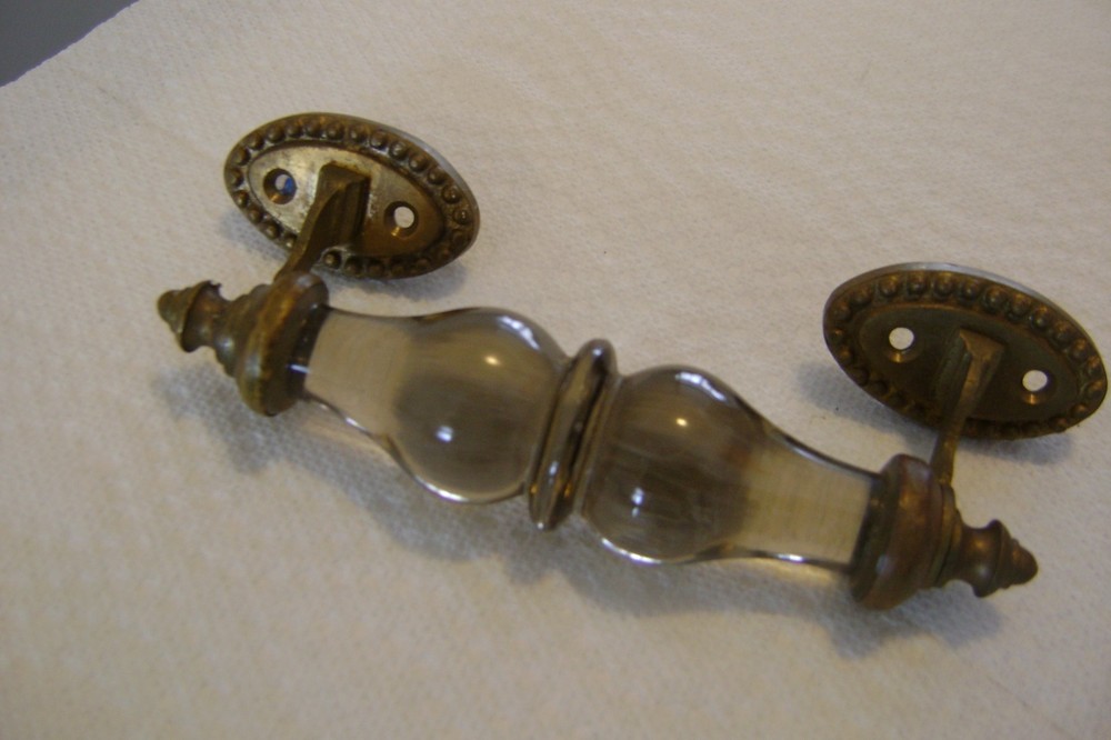 VINTAGE DRAWER PULL / HANDLE GLASS