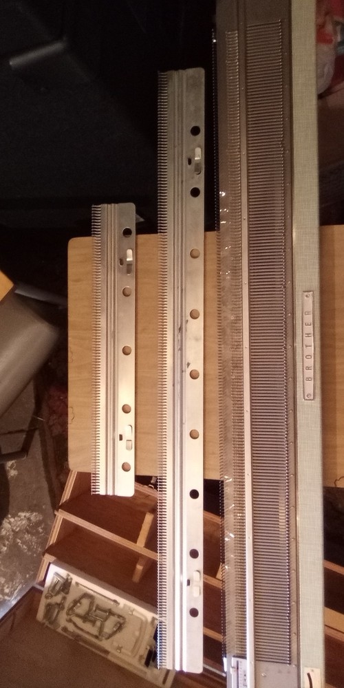 kr-551 Brother Ribber( Knitting Machine Accessory)