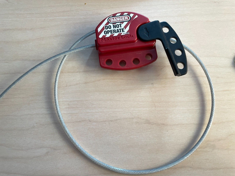 Quantity 5--MASTER LOCK S806CBL3 Adjustable Cable Lockout, 3 ft