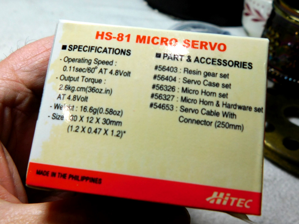 NOS Hitec Servo HS-81 Micro in Box