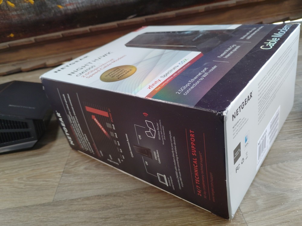 NETGEAR CM2000 Nighthawk DOCSIS 3.1 - 2.5 Gbps Internet Speed Cable Modem