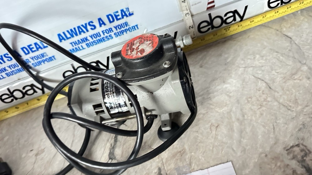 Badger Whirlwind Airbrush Compressor MODEL 80-2 DIAPHRAGM COMPRESSOR