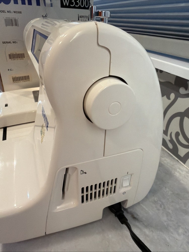 White W3300 Computerized Sewing Embroidery Machine