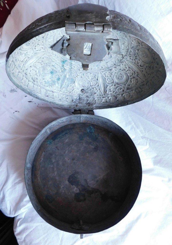 VERY WELL DONE ANTIQUE LARGE HAND HAMMERED POT