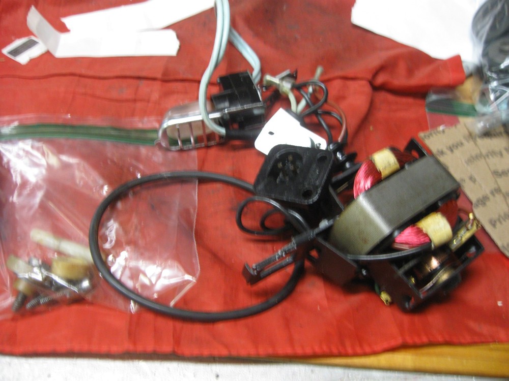 Singer 348 347 Sewing Machine Motor Light Socket Vintage