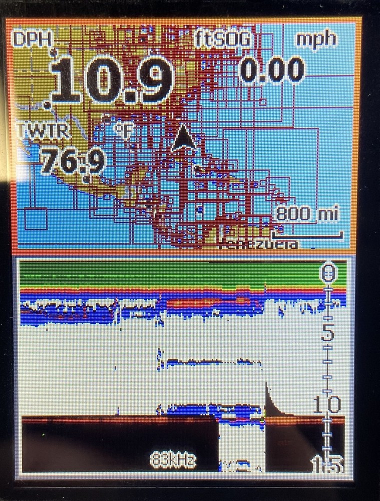 Lowrance - Elite-4 - Chartplotter/Fishfinder - Updated/Tested Good!