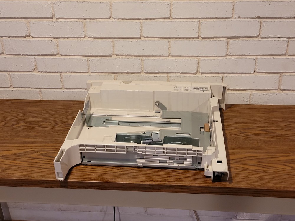 Minolta QMS 3260 Lower Paper Tray