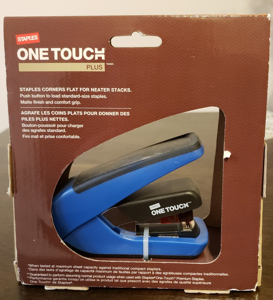 Staples One-Touch Plus Stapler 20 Sheet Capacity Flat-stack comfort grip NEW