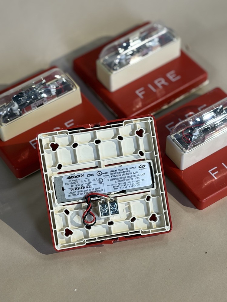 WHEELOCK RSS-24MCW FIRE ALARM STROBE used