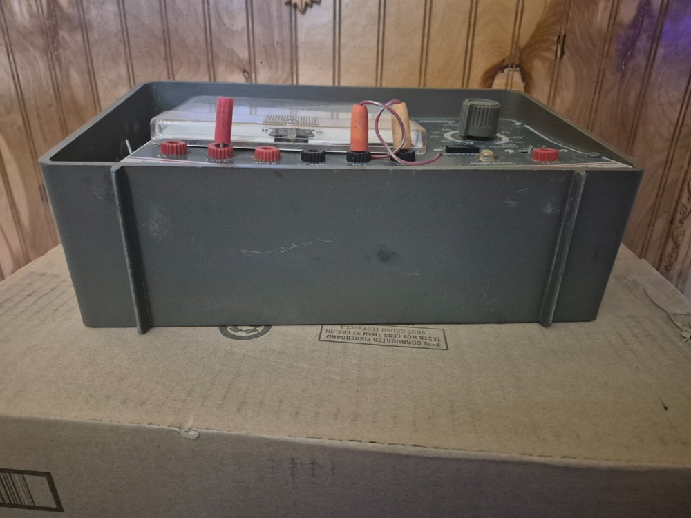 Vintage Maxon Utility Tester Model 200 Maxon Electronics Inc Untested Aged