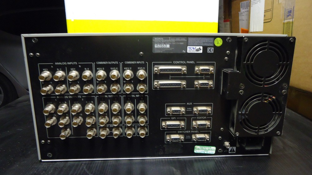 SONY DME-3000 digital multi effect