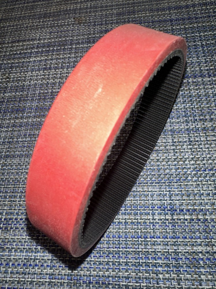 Y584106 Feed Belt 100T Red (2A2a+BBox_80)