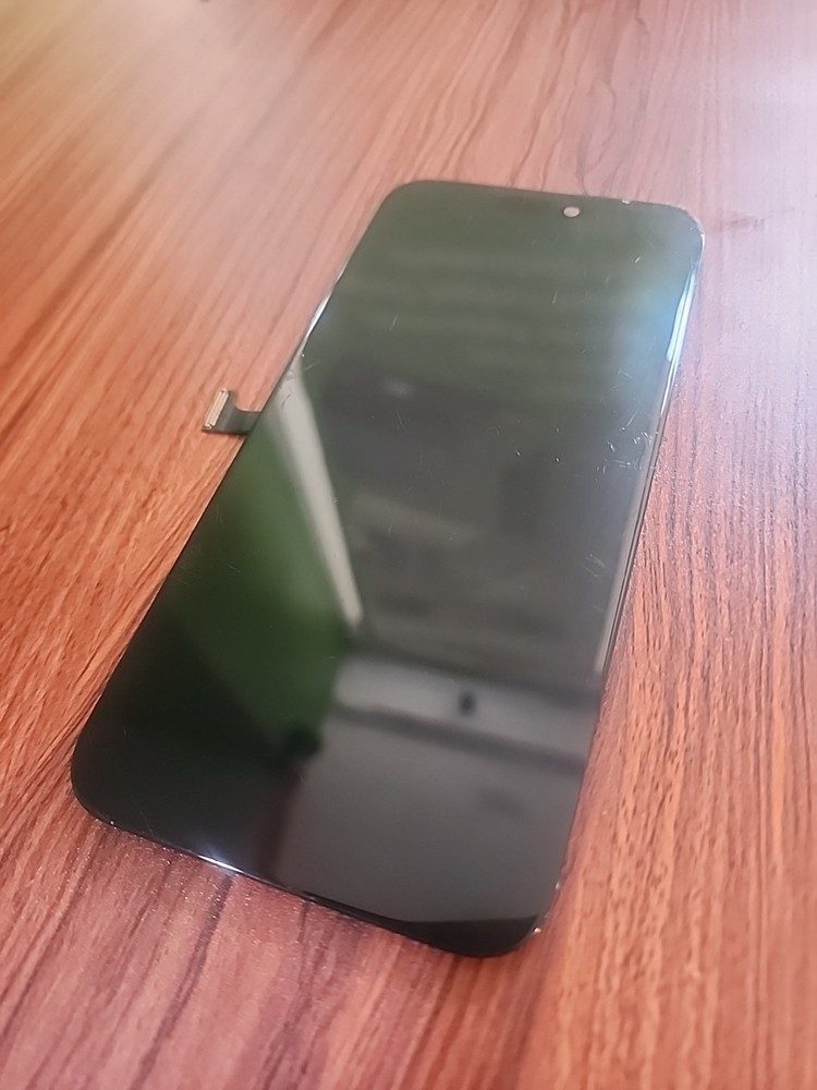 CRACKED OEM iPhone 15 Pro Max LCD Screen Replacement - LCD ONLY